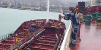 Разлив нефтепродуктов обнаружили в Черном море у берегов Новороссийска - Кубанские Новости