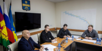 В уборке прибрежной полосы Анапы и Темрюкского района участвуют более 5,5 тысяч человек - Новая Газета Кубани