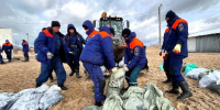 Более 3,3 тыс. тонн загрязненного мазутом грунта собрано с пляжей Кубани - Кубанские Новости