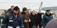 Александр Куренков и Вениамин Кондратьев оценили состояние берега в поселке Веселовка - Кубанские Новости