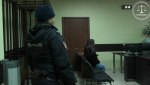 Показавшую из автомобиля грудь девушку арестовали на 10 суток
