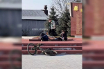 Полиция установила личности школьников, устроивших «пикник» на Вечном огне в Апшеронске