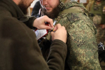 В зоне спецоперации наградили бойцов кубанского отряда БАРС-1