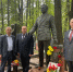 Делегация ЦК КПРФ почтила память патриотов-защитников Советской Родины - КПРФ