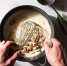 Жульен с курицей и шампиньонами на соусе бешамель - Кубанские Новости