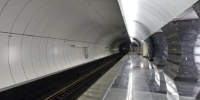 Женщина толкнула 13-летнюю девочку под поезд в метро Москвы - Газета Краснодарские известия