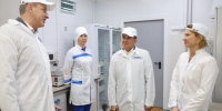 Губернатор Кубани и министр сельского хозяйства посетили Кореновский молочно-консервный комбинат - Газета Кубань Сегодня