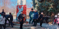 Сотрудники МЧС России почтили память Героев Отечества всех времён - МЧС
