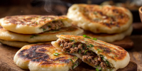 Лепёшки с мясом за 30 минут – сочнее беляшей, вкуснее чебуреков и без капли масла внутри - Кубанские Новости