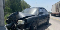 Водитель устроил дрифт и врезался в остановку с людьми в Приморском районе - Газета Краснодарские известия