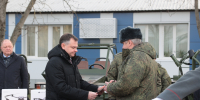 Юрий Слюсарь передал технику и оборудование военнослужащим Южного военного округа - Yug.Press