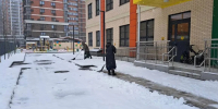 Евгений Наумов поблагодарил дорожников и горожан, которые помогают расчищать от снега территории соцобъектов - Администрация города Краснодар