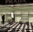 Prada хочет обратно в Россию под новым брендом - LiveKuban.Ru