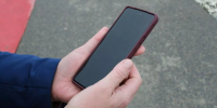 Фальшивые путевки и QR-коды: в полиции назвали сезонные схемы мошенников - Кубанские Новости