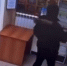 Молодой мужчина разбил кассу кирпичом и ограбил аптеку в Москве - Газета Краснодарские известия