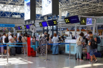 Аэропорт Сочи возобновил работу после снятия ограничений