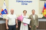 Глава Сочи Андрей Прошунин вручил награды лучшим строителям Сочи в их профессиональный праздник