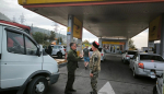 Казаки Новороссийского РКО продолжают обеспечивать порядок на автозаправочных станциях города-героя