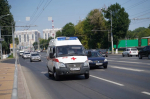 В Армавире два главврача местных больниц спасли прохожего прямо на улице